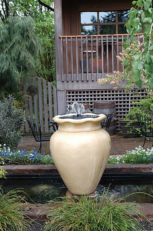 Clay fountain in front